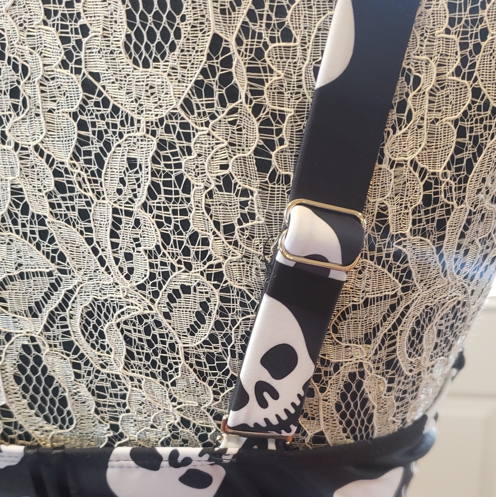 Sourpuss- Discontinued Skull Swimsuit! - Picture 4 of 8